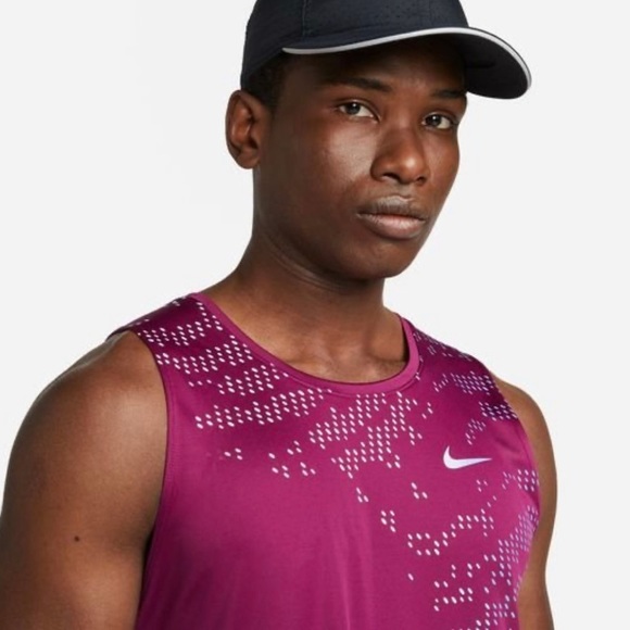 Nike Tank Top Dri-FIT UV Run Division Miller - Purple - Picture 4 of 6